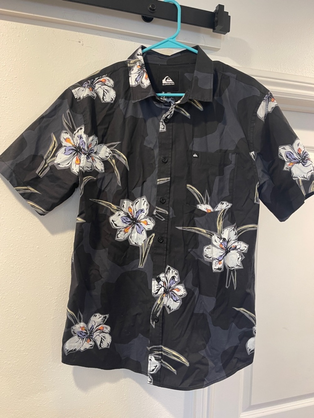 Quicksilver Aloha shirt